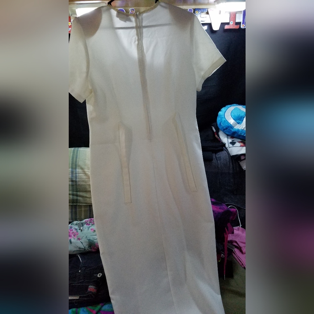 Dress - Picture 2 of 3